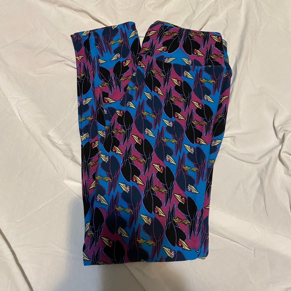 Disney Snow White LuLaRoe Leggings OS